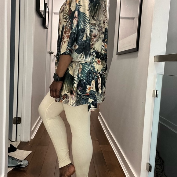 Pink Martini Wrap Kimono - Picture 3 of 3